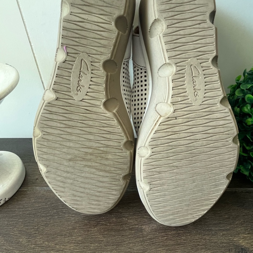 Clarks Clarene Prima Leather Wedge White Sandals Size 9.5 - Picture 9 of 15